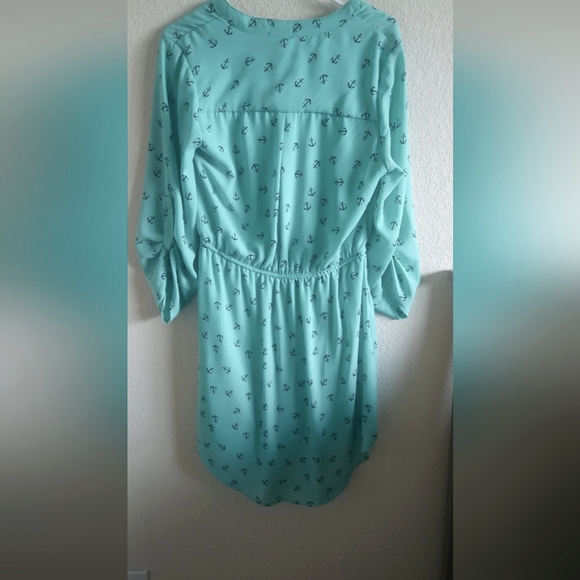 Mint green dress with anchors - Picture 4 of 8